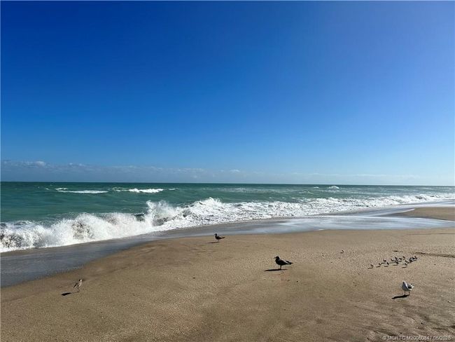 142 Ne Coastal Dr, House other with 2 bedrooms, 2 bathrooms and 2 parking in Ocean Breeze FL | Image 37