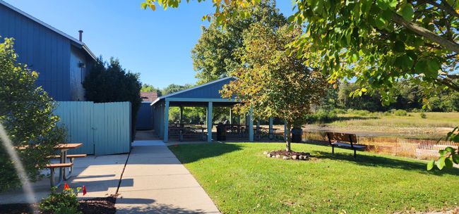 Pavilion for a break from the sun | Image 70