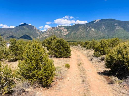 34 Latir Rd, Questa, NM, 87556 | Card Image