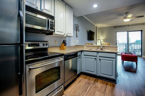 711-215 W College Avenue Unit 711, TALLAHASSEE, FL, 32301 | Card Image