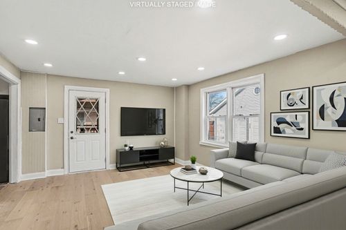 6044 Washington St, Chicago Ridge, IL, 60415-1932 | Card Image