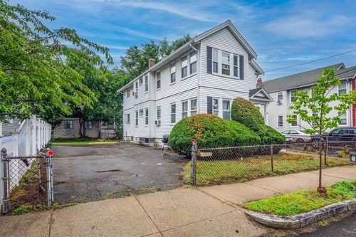 15-13-15 Osborne Rd, Arlington, MA, 02474-8830 | Card Image