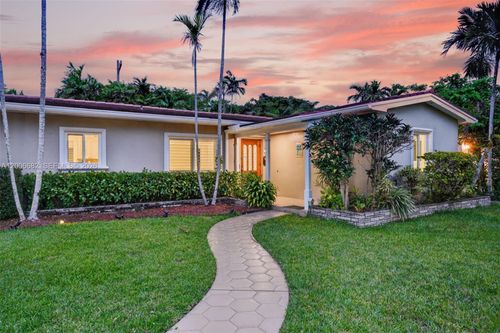 1435 Blue Rd, Coral Gables, FL, 33146-1618 | Card Image