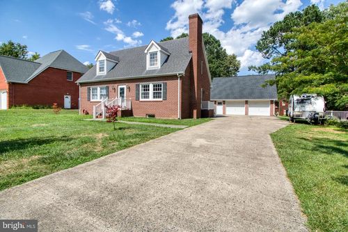 109 Sussex St, FREDERICKSBURG, VA, 22405-3137 | Card Image