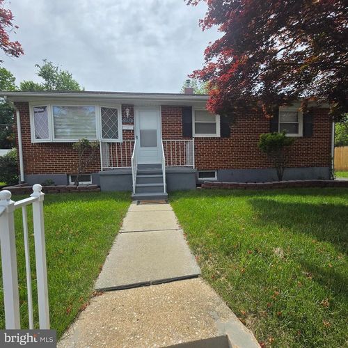 8521 Fieldway Dr, RANDALLSTOWN, MD, 21133-4816 | Card Image