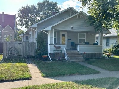 404 N Pine Street, Home with 3 bedrooms, 1 bathrooms and null parking in Creston IA | Image 1