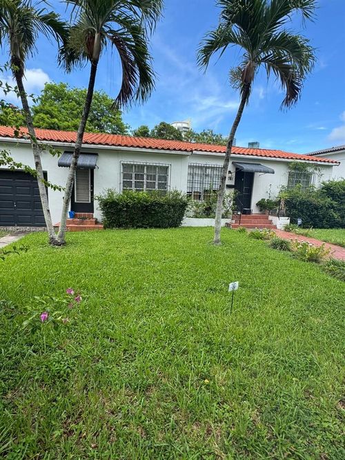141 Sw 20th Rd, Miami, FL, 33129-1426 | Card Image