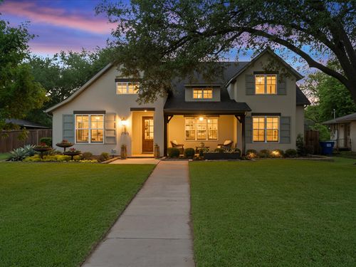 2965 Eric Ln, Farmers Branch, TX, 75234-6492 | Card Image