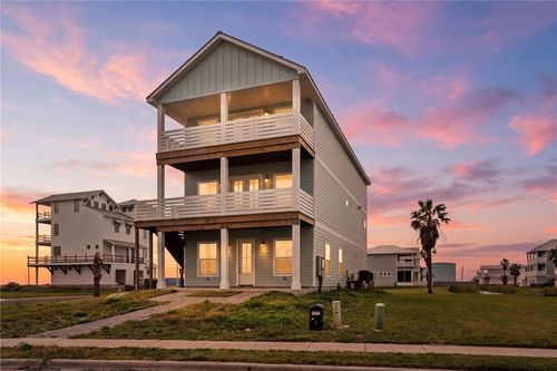 8118 Beach Break Dr, Corpus Christi, TX, 78418-6087 | Card Image