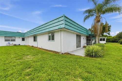 67-205 Kings Blvd, SUN CITY CENTER, FL, 33573-6018 | Card Image