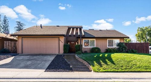 7029 Amberwick Way, Citrus Heights, CA, 95621-6426 | Card Image