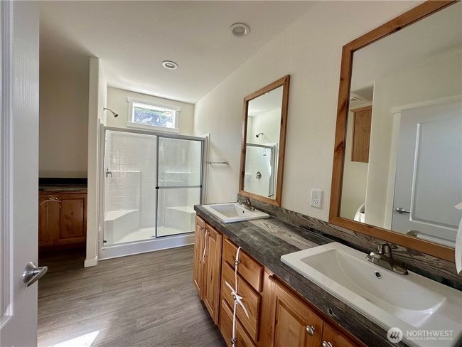 Primary Bath | Image 11
