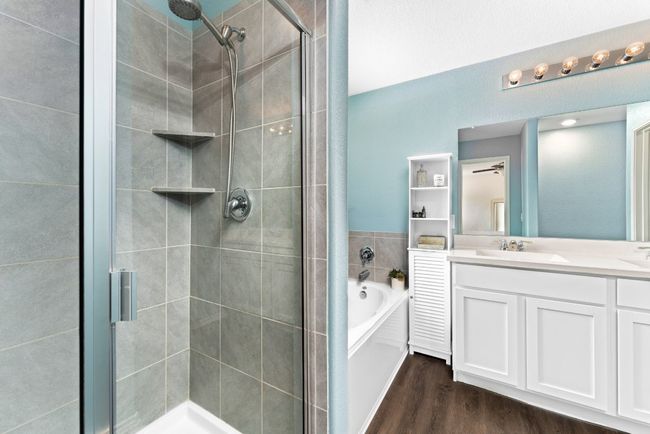 Primary bath | Image 14