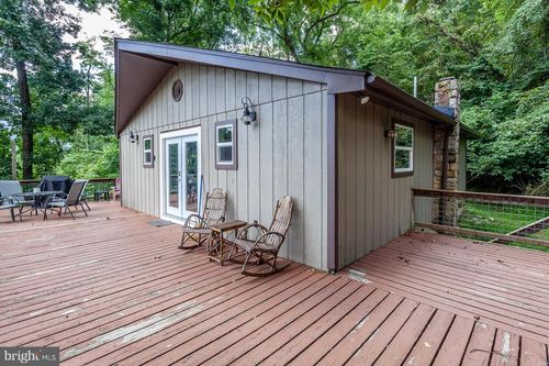 2668 Pine Grove Rd, Stanley, VA, 22851-5402 | Card Image