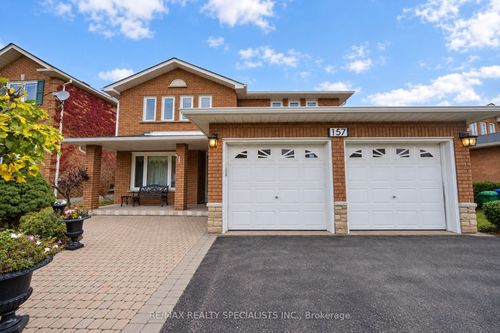 157 Sunforest Dr, Brampton, ON, L6Z4B7 | Card Image