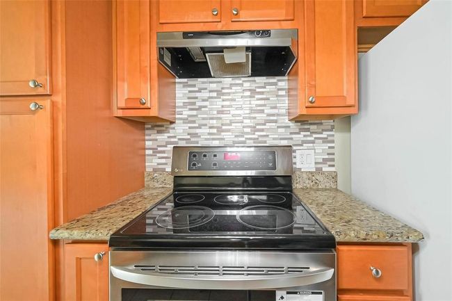 APT-27 - 3045 Walnut Bend Ln, House attached with 3 bedrooms, 2 bathrooms and null parking in Houston TX | Image 17