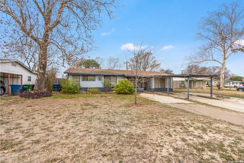 419 Upland Rd, San Antonio, TX, 78220-1658 | Card Image