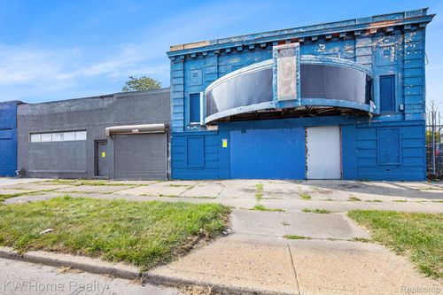 12719 Gratiot Ave, Detroit, MI, 48205-3943 | Card Image