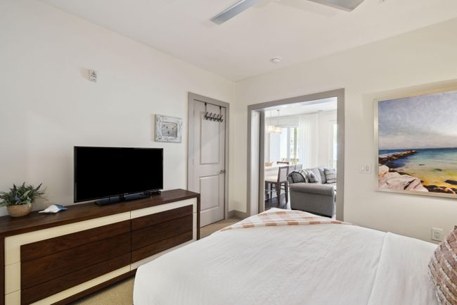 Guest Bedroom | Image 12