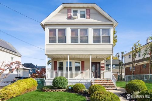 24 Hayward Ave, Carteret, NJ, 07008-3108 | Card Image