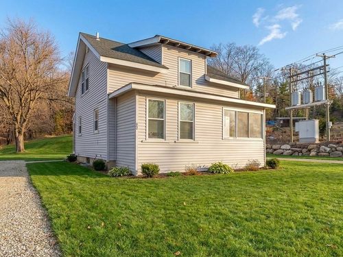 82 Howard St, Winchester, NH, 03470-3161 | Card Image