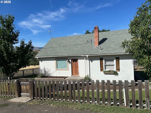 43310 Eagle Creek Rd, Richland, OR, 97870-6642 | Card Image
