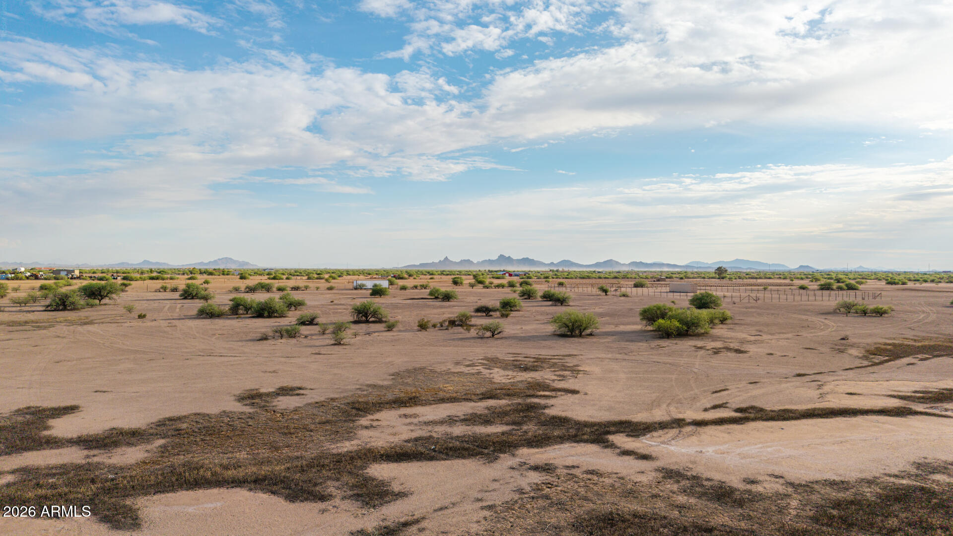 Land in Arizona City