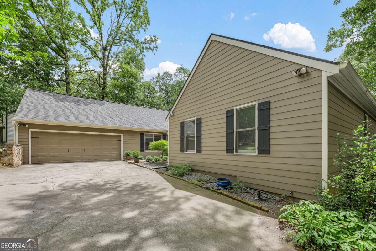 Residential in Johns Creek 3
