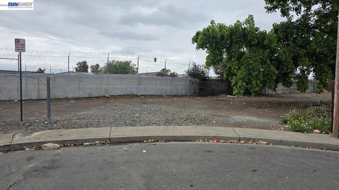 Land in Hayward
