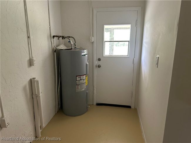1834 Koy Dr, House other with 3 bedrooms, 2 bathrooms and null parking in Sebring FL | Image 16