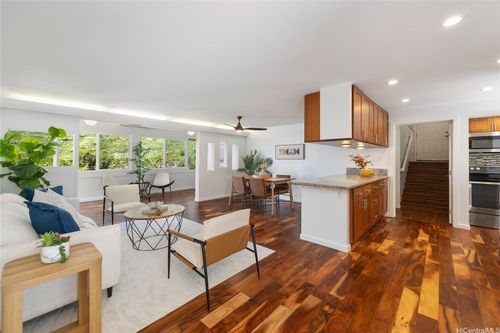 920 Leighton St, Honolulu, HI, 96821-1753 | Card Image