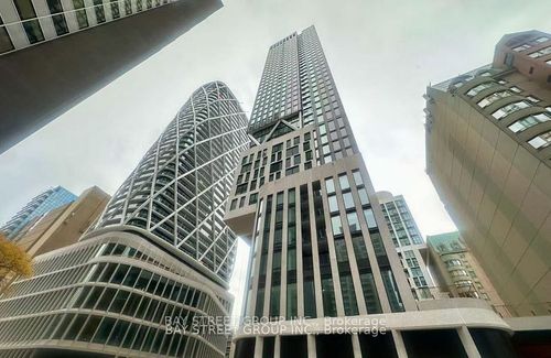 2320-230 Simcoe St, Toronto, ON, M5T0G7 | Card Image