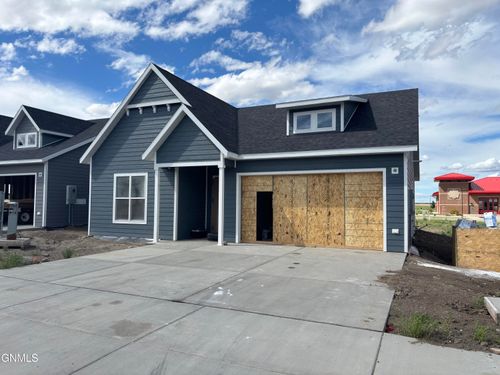 3310 36th St W, Williston, ND, 58801 | Card Image