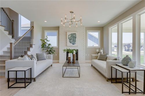 17800 Rainbow Blvd, Overland Park, KS, 66085-8483 | Card Image