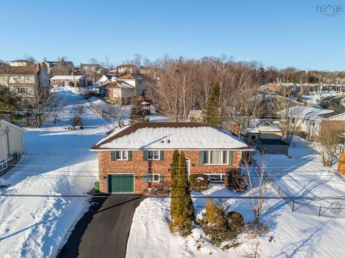 162 Greenwich Dr, Dartmouth, NS, B2V2L5 | Card Image