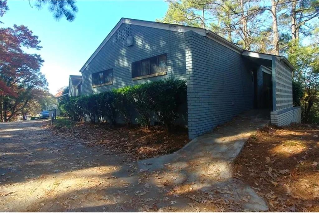 Commercial Sale in Atlanta