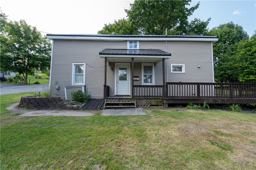 Godfrey St, Newark, NY 14513