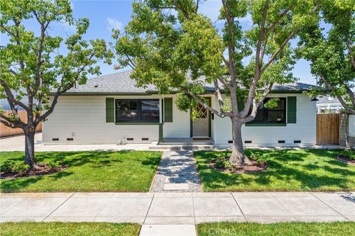 476 N Pine Street, Orange, CA, 92866 | Card Image
