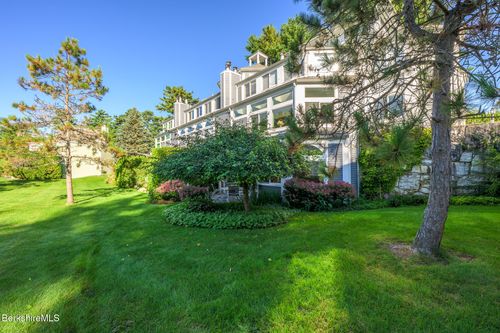 1c-19 Hawthorne Rd, Stockbridge, MA, 01262 | Card Image