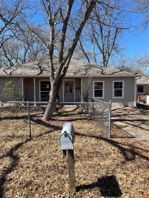 1520 Avenue N, Huntsville, TX, 77340-4440 | Card Image