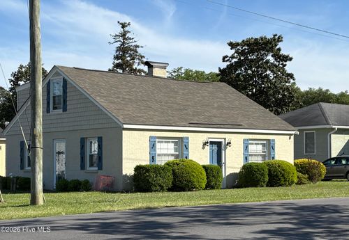 302 N Shores Rd, Washington, NC, 27889-5323 | Card Image