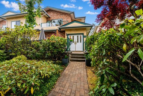 10-2235 Harbour Rd, Sidney, BC, V8L2P7 | Card Image