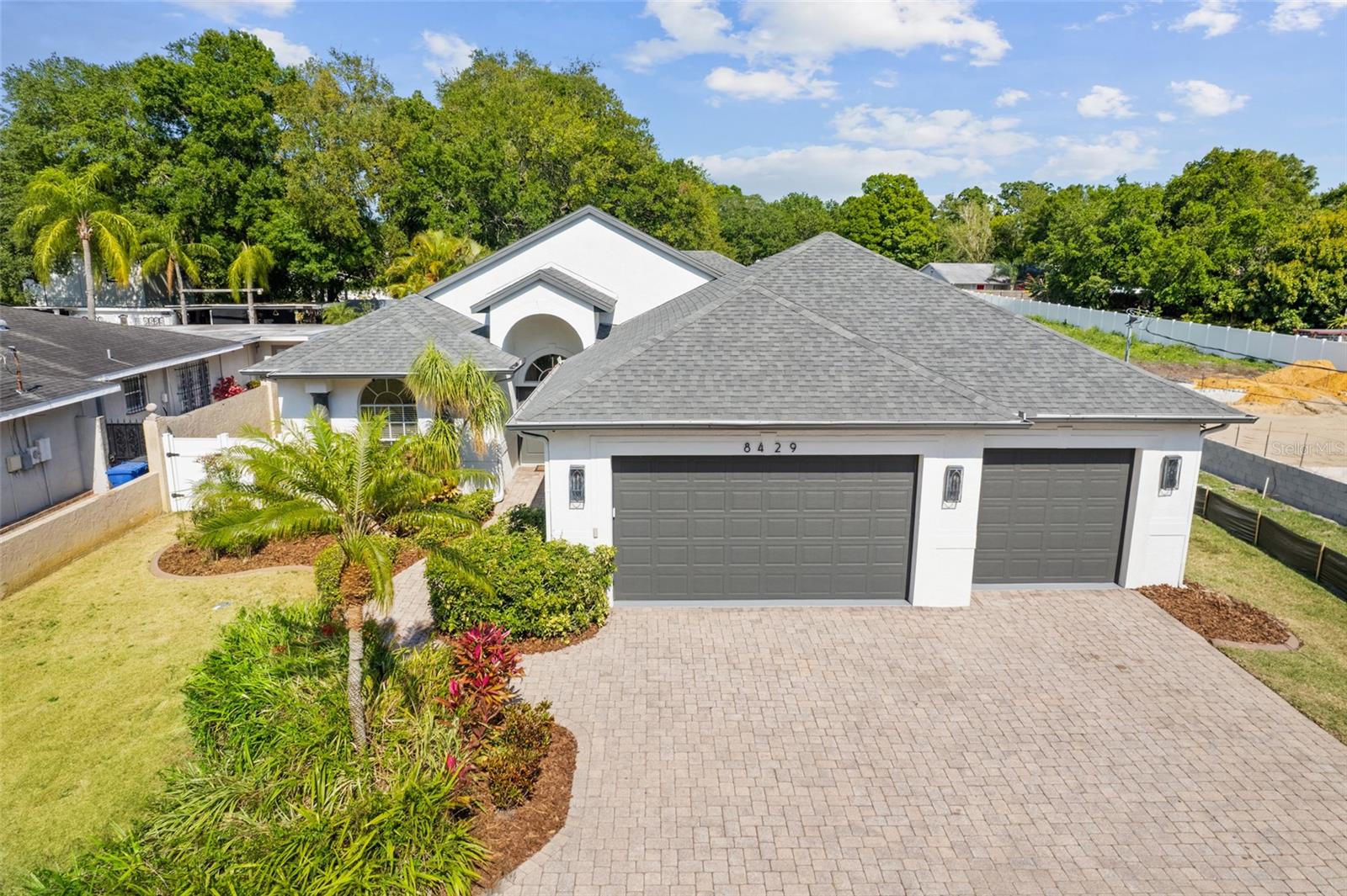 Grady Ave, Tampa, FL 33614