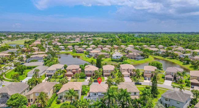 2738 Misty Oaks Circle Royal Circle, House other with 4 bedrooms, 3 bathrooms and null parking in Royal Palm Beach FL | Image 49