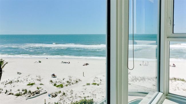 UNIT-504 - 5200 Gulf Dr, Condo with 2 bedrooms, 2 bathrooms and null parking in HOLMES BEACH FL | Image 6