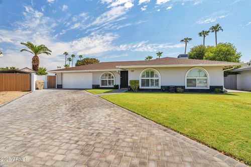 4528 W Echo Ln, Glendale, AZ, 85302-6509 | Card Image