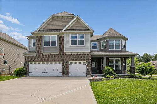 1307 Autumn Run Dr, Hamilton Twp, OH, 45039-5096 | Card Image