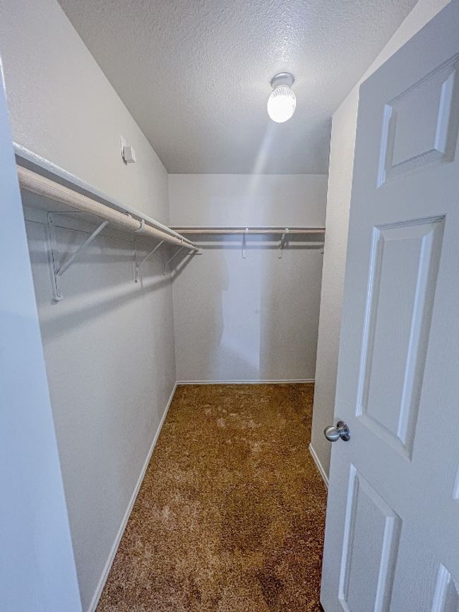 248 Geode Ln, House other with 4 bedrooms, 2 bathrooms and 4 parking in Jarrell TX | Image 9