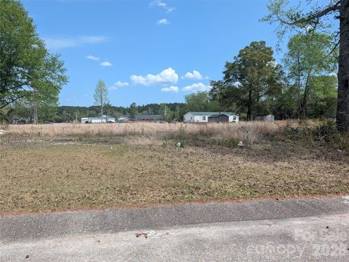 4888 Lucius Cir, Florence, SC, 29506-8941 | Card Image