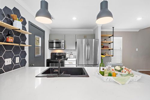 1-9623 Elmview Pl, Houston, TX, 77080-7288 | Card Image